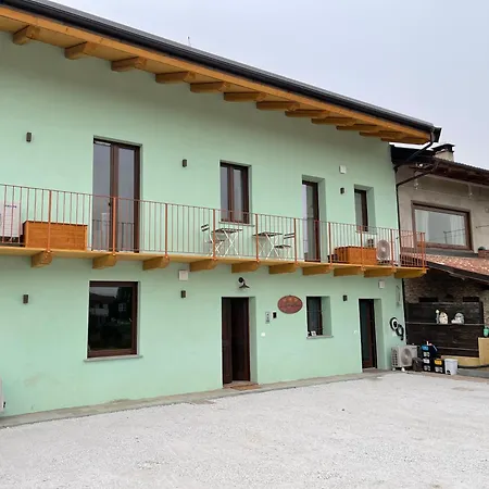 Canto Del Bosco דירה *